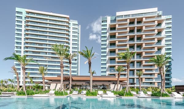 Lake Victoria: 4 Torres Prontas e Habitadas no Golden Lake