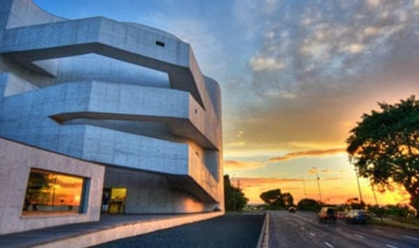 Museu Iberê Camargo, um Marco da Arquitetura Contemporânea na Zona Sul!