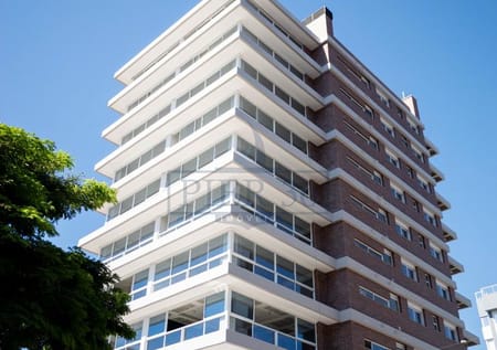 Apartamento no bairro Petrópolis em Porto Alegre - Cód. 10560