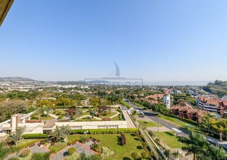Apartamento no bairro Cavalhada em Porto Alegre - Cód. 12232