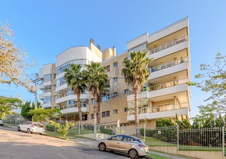Apartamento no bairro Menino Deus em Porto Alegre - Cód. 12264