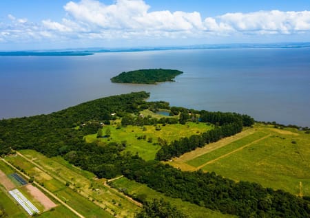 Sítio no bairro Belém Novo em Porto Alegre - Cód. 14696