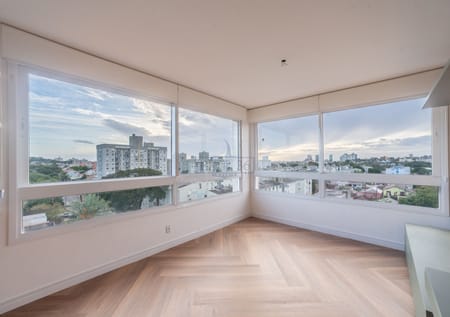 Apartamento no bairro Camaquã em Porto Alegre - Cód. 15060