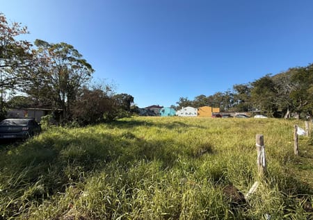 Terreno no bairro Guarujá em Porto Alegre - Cód. 16304