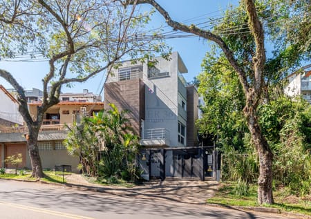 Casa em Condomínio no bairro Nonoai em Porto Alegre - Cód. 16540