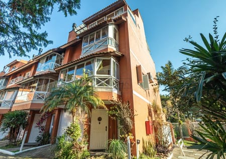 Casa em Condomínio no bairro Vila Assunção em Porto Alegre - Cód. 16715