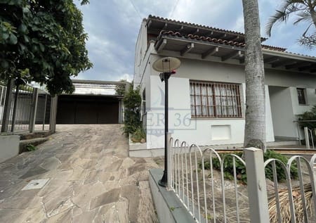 Casa no bairro Partenon em Porto Alegre - Cód. 17025