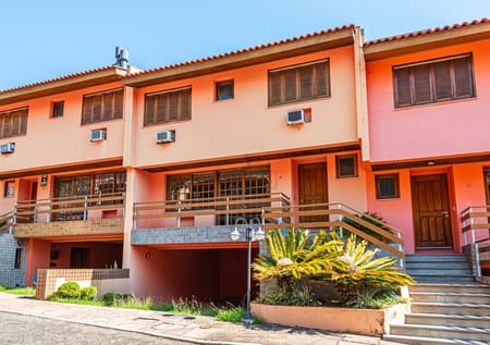 Casa em Condomínio no bairro Menino Deus em Porto Alegre - Cód. 17175
