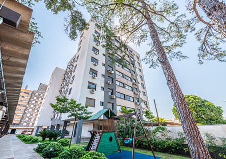 Apartamento no bairro Camaquã em Porto Alegre - Cód. 17276