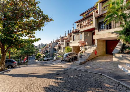 Casa em Condomínio no bairro Tristeza em Porto Alegre - Cód. 17562