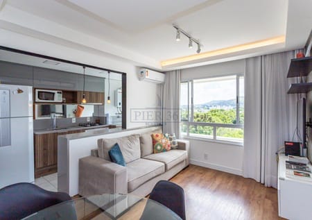 Apartamento no bairro Tristeza em Porto Alegre - Cód. 17628