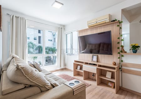 Apartamento no bairro Cristal em Porto Alegre - Cód. 18010