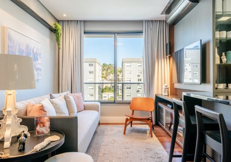 Apartamento no bairro Tristeza em Porto Alegre - Cód. 18055