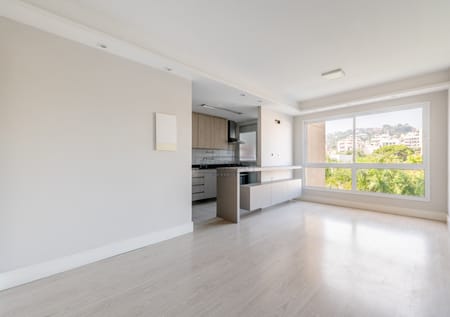 Apartamento no bairro Tristeza em Porto Alegre - Cód. 255