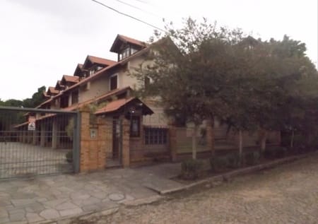 Casa em Condomínio no bairro Vila Assunção em Porto Alegre - Cód. 303