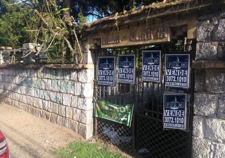 Terreno no bairro Pedra Redonda em Porto Alegre - Cód. 4967