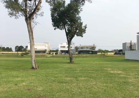 Terreno em Condomínio no bairro Sans Souci em Eldorado do Sul - Cód. 9103