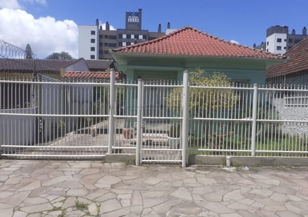 Casa no bairro Tristeza em Porto Alegre - Cód. 9586
