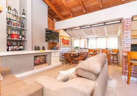 Casa em Condomínio no bairro Cristal em Porto Alegre - Cód. 9756