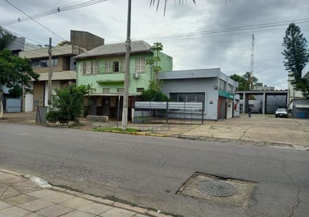 Terreno no bairro Navegantes em Porto Alegre - Cód. 9762