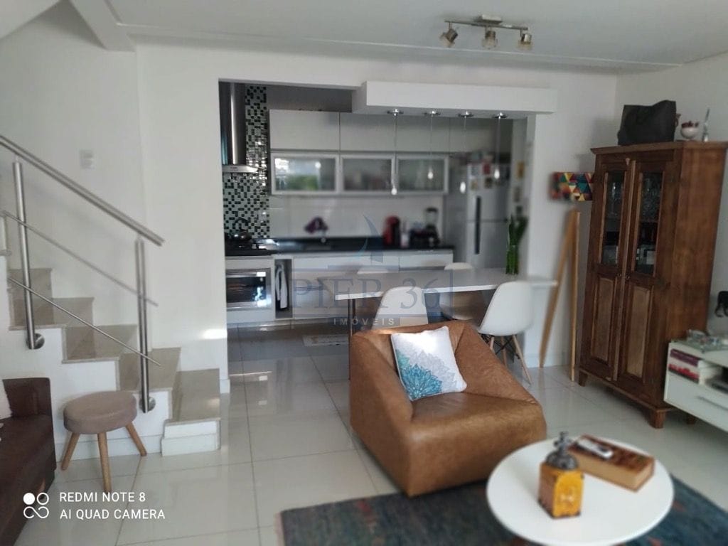 Casa em Condomínio à venda com 143m², 3 dormitórios, 1 suíte, 2 vagas no bairro Ipanema em Porto Alegre - Foto 1