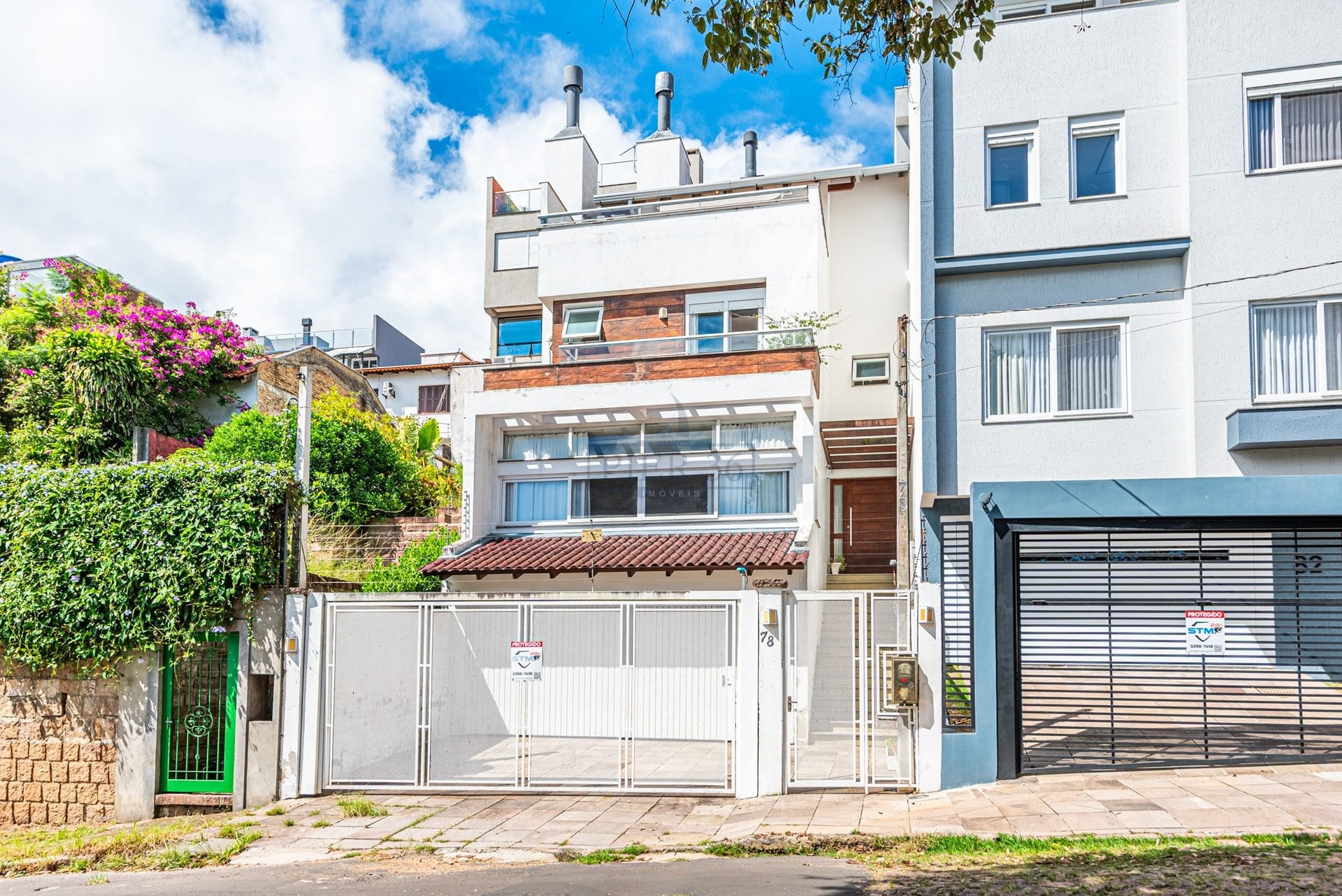 Casa à venda com 257m², 3 dormitórios, 3 suítes, 3 vagas no bairro Sétimo Céu em Porto Alegre - Foto 1