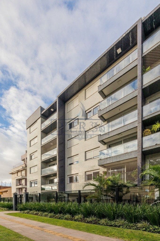 Apartamento à venda com 186m², 3 dormitórios, 3 suítes, 2 vagas no bairro Tristeza em Porto Alegre - Foto 1
