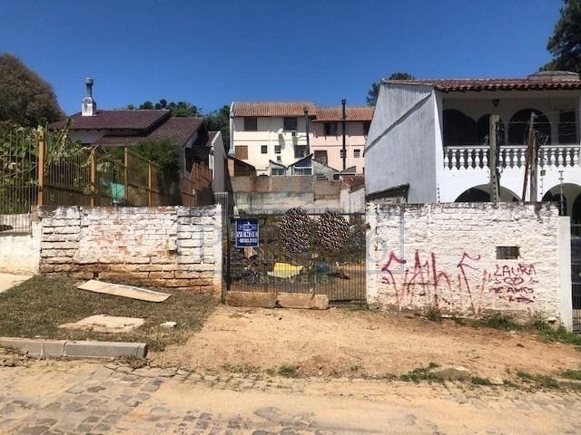 Terreno à venda com 300m² no bairro Camaquã em Porto Alegre - Foto 1