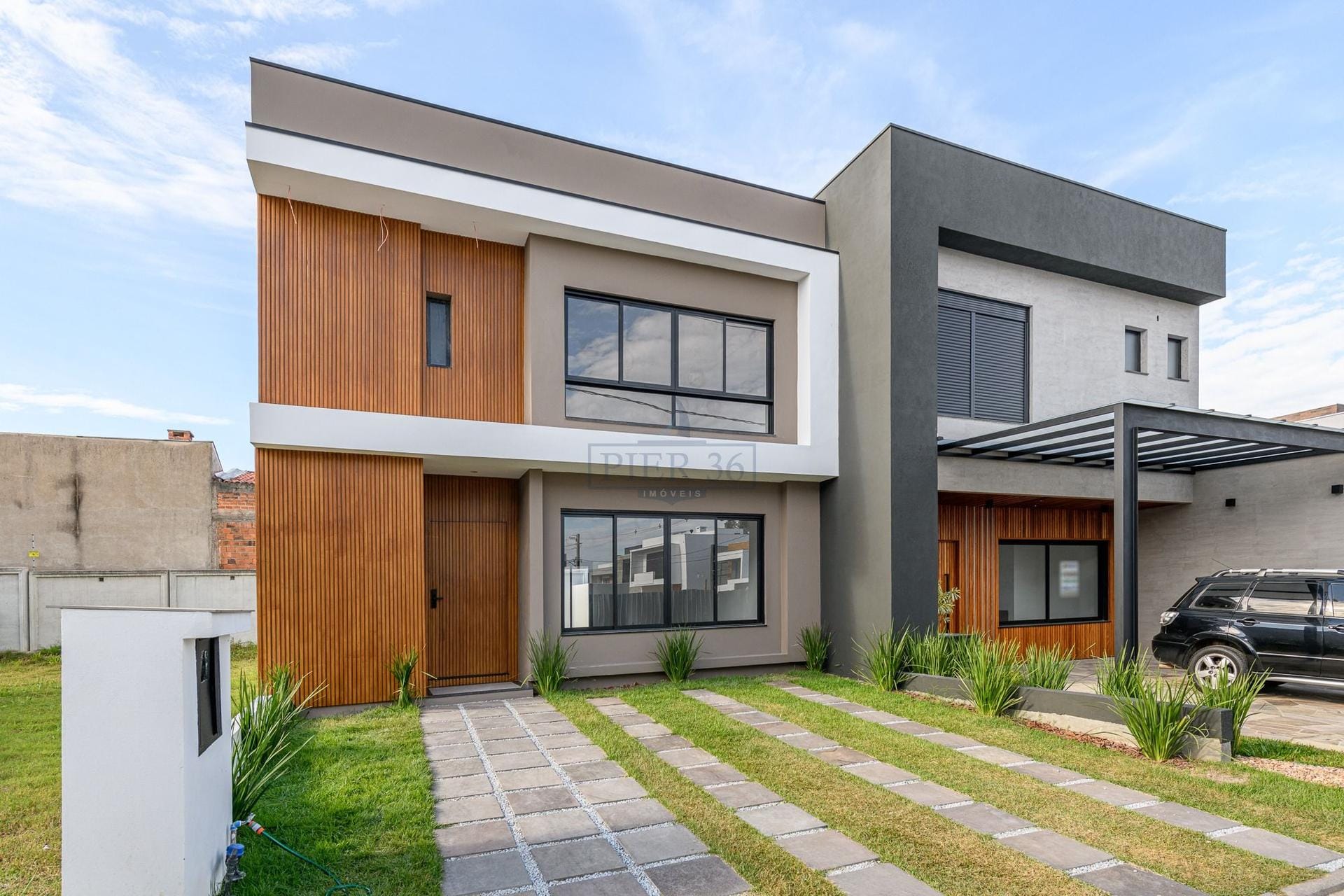 Casa em Condomínio à venda com 167m², 3 dormitórios, 3 suítes, 2 vagas no bairro Ipanema em Porto Alegre - Foto 1
