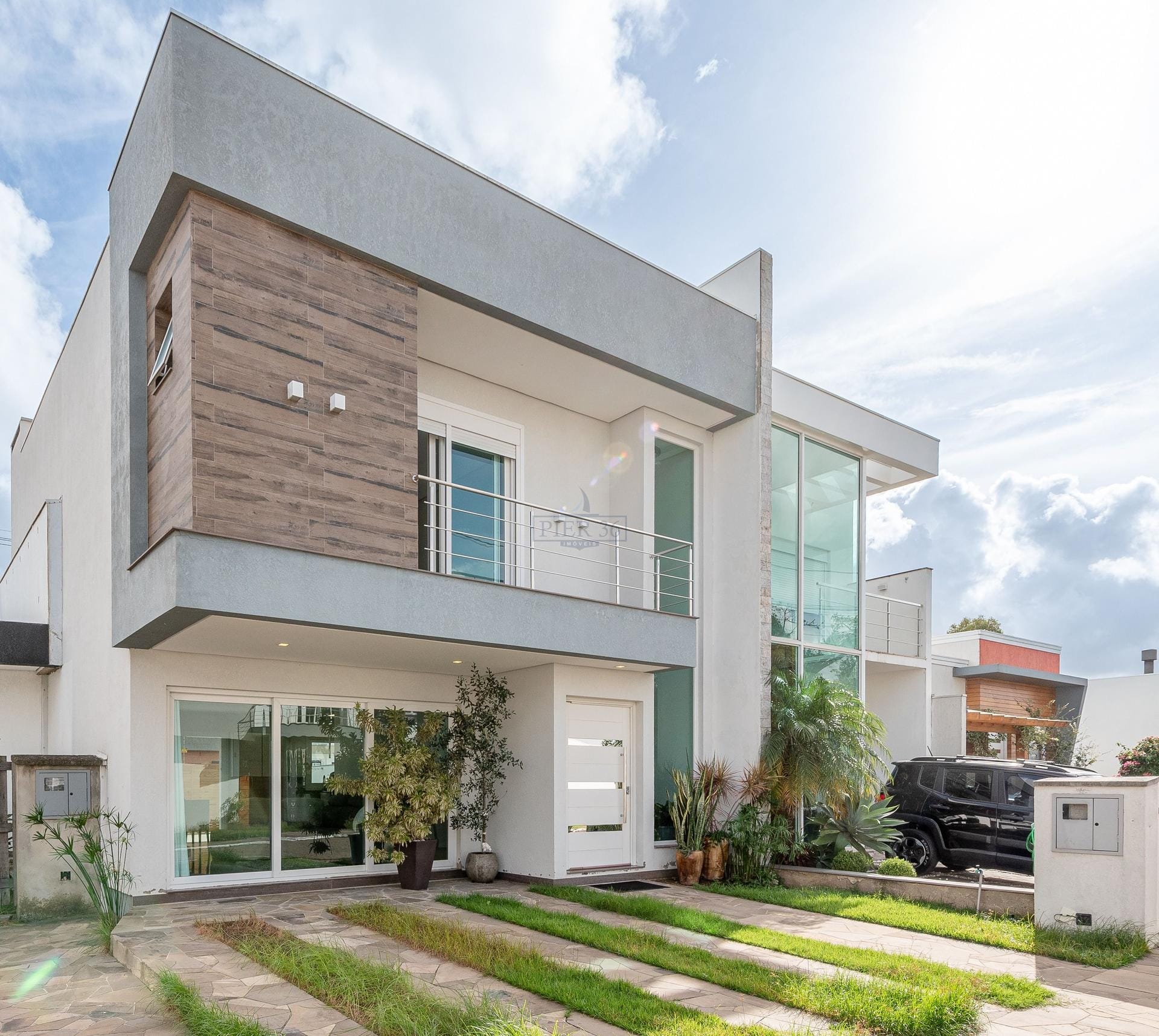 Casa em Condomínio à venda com 160m², 3 dormitórios, 1 suíte, 3 vagas no bairro Hípica em Porto Alegre - Foto 1