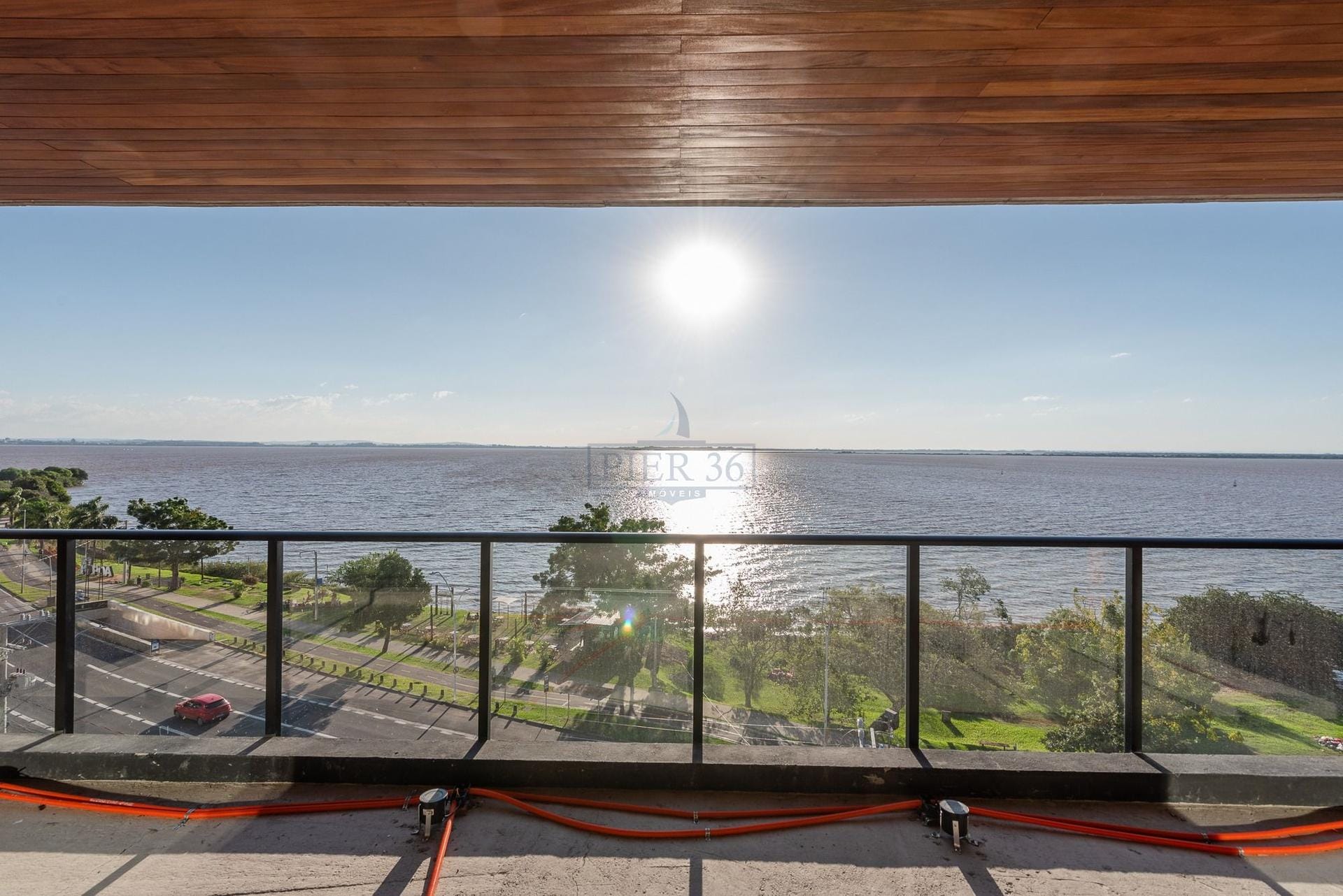 Apartamento à venda com 225m², 3 dormitórios, 3 suítes, 3 vagas no bairro Praia de Belas em Porto Alegre - Foto 1