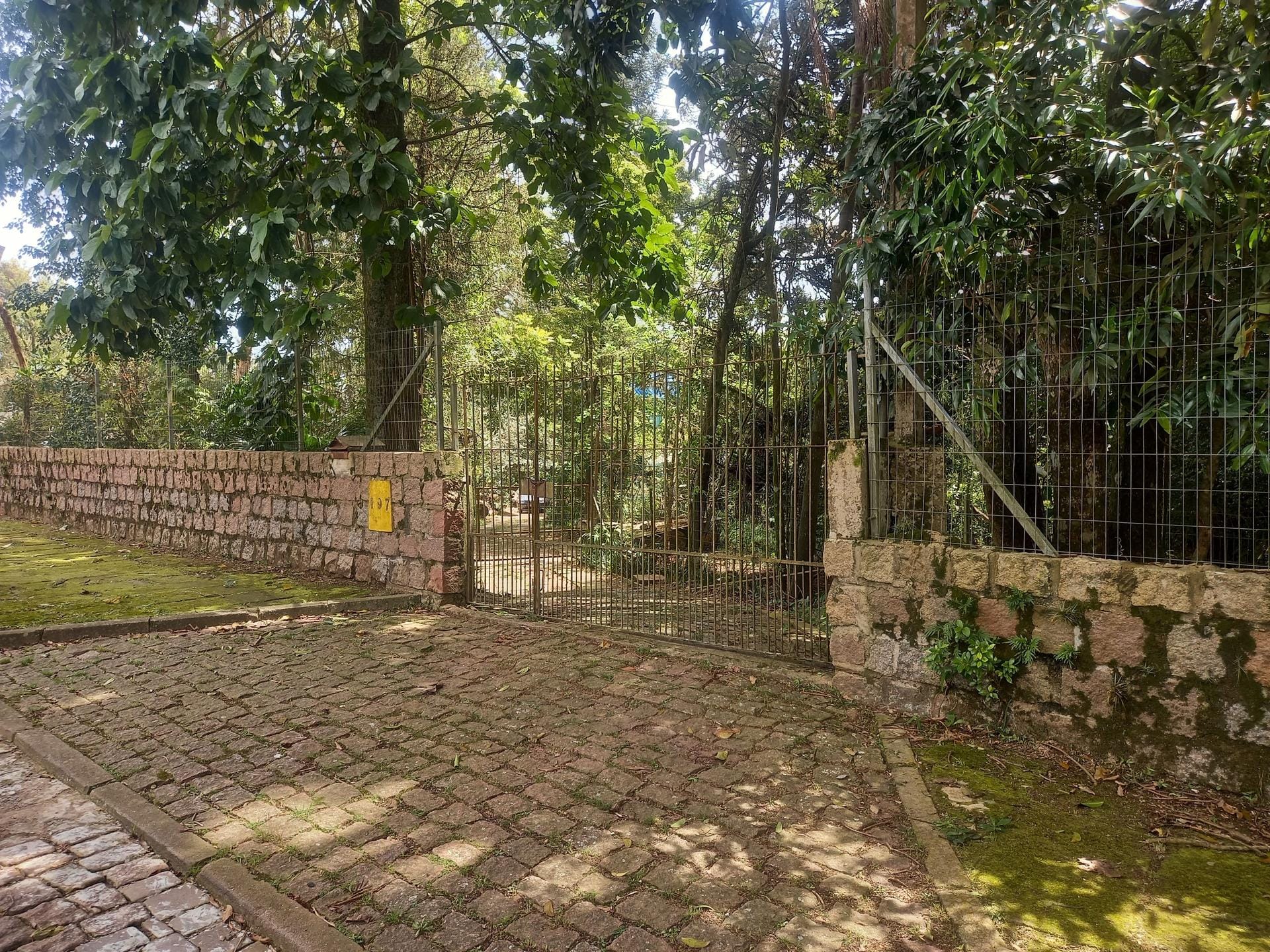 Terreno à venda com 3600m² no bairro Tristeza em Porto Alegre - Foto 1