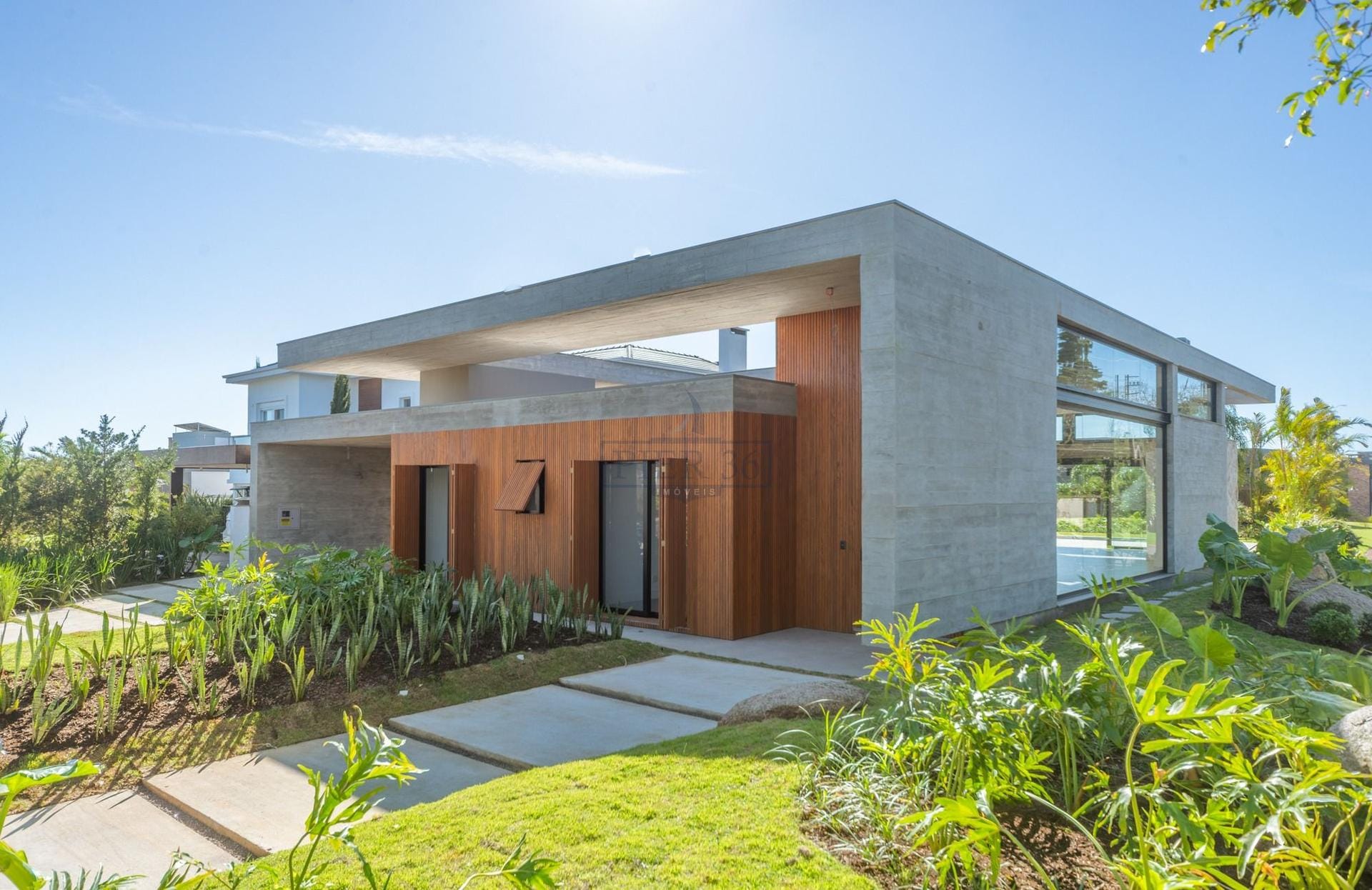 Casa em Condomínio à venda com 389m², 5 dormitórios, 5 suítes, 4 vagas no bairro Terraville em Porto Alegre - Foto 1