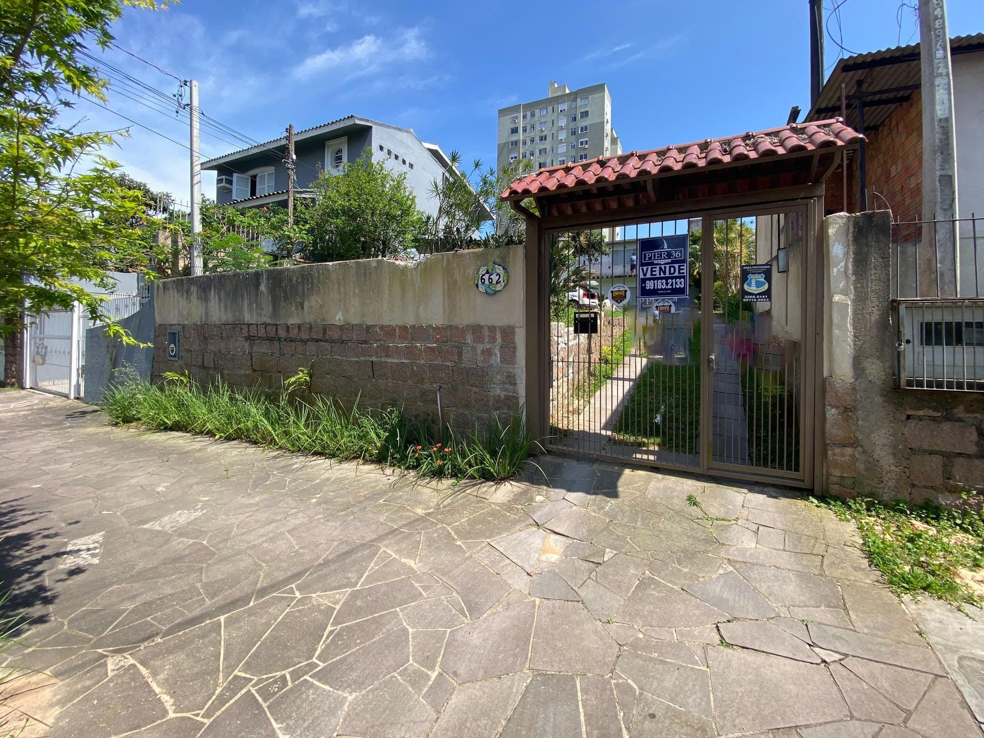 Terreno à venda com 865m² no bairro Tristeza em Porto Alegre - Foto 1