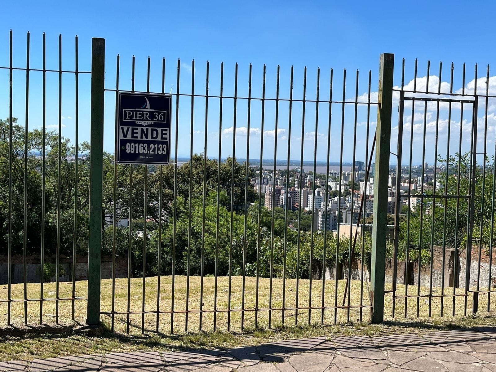 Terreno à venda com 632m² no bairro Sétimo Céu em Porto Alegre - Foto 1