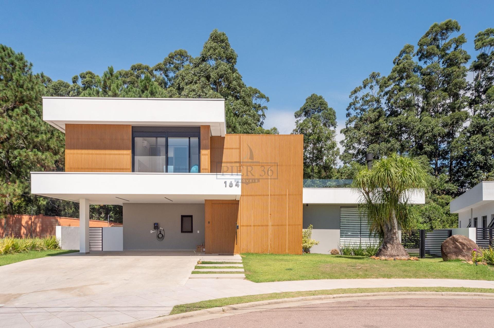 Casa em Condomínio à venda com 340m², 4 dormitórios, 4 suítes, 4 vagas no bairro Alphaville em Porto Alegre - Foto 1