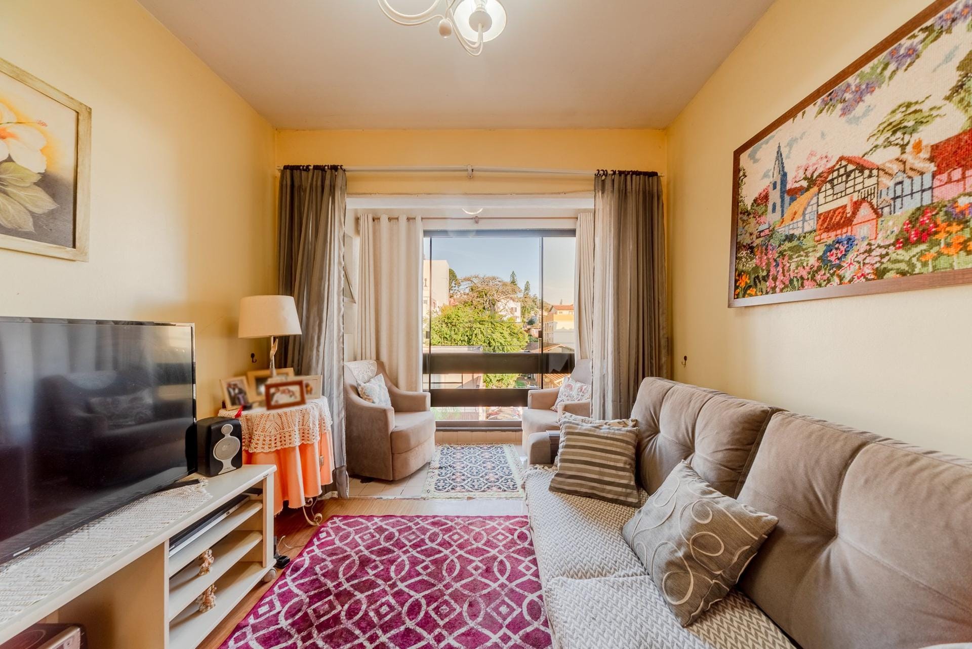 Apartamento à venda com 75m², 2 dormitórios, 1 vaga no bairro Tristeza em Porto Alegre - Foto 1