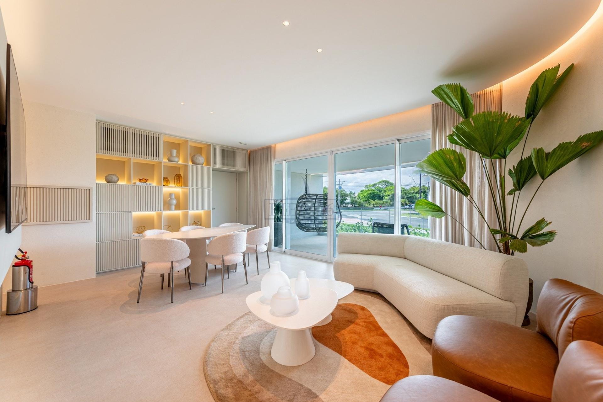 Apartamento à venda com 127m², 3 dormitórios, 3 suítes, 2 vagas no bairro Golden Lake em Porto Alegre - Foto 1