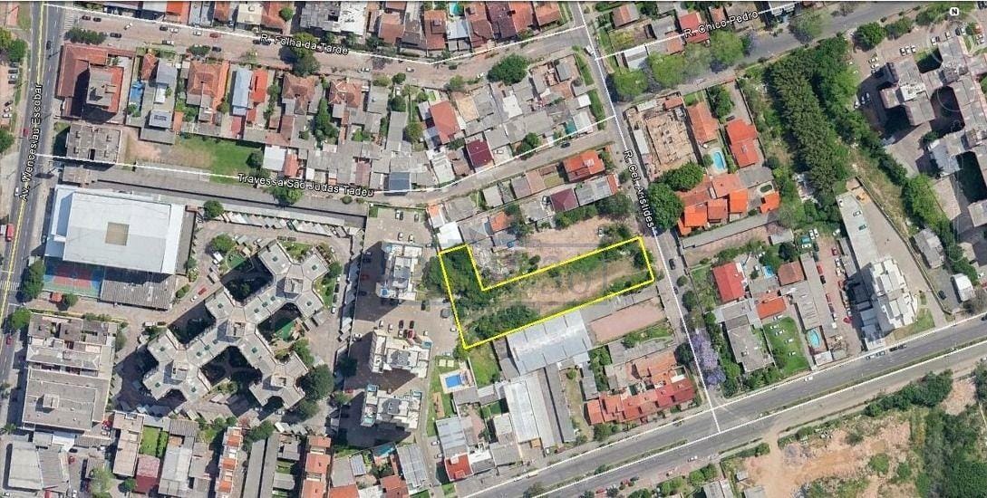Terreno à venda com 2452m² no bairro Camaquã em Porto Alegre - Foto 1