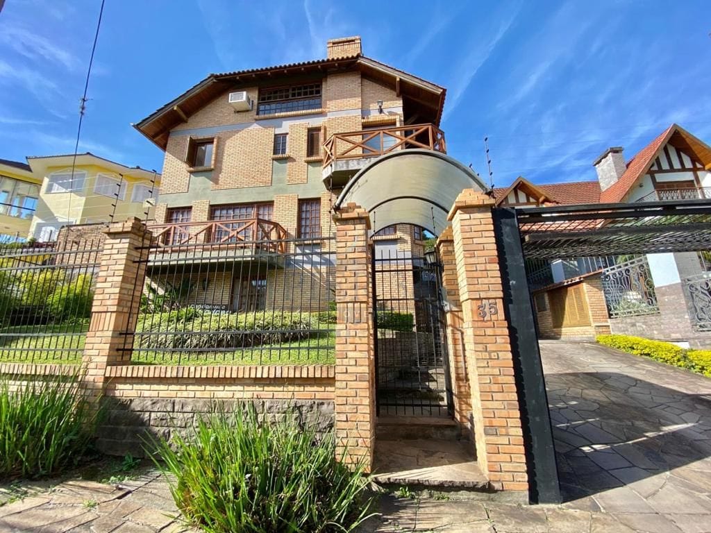 Casa em Condomínio à venda com 296m², 3 dormitórios, 1 suíte, 2 vagas no bairro Jardim Isabel em Porto Alegre - Foto 1