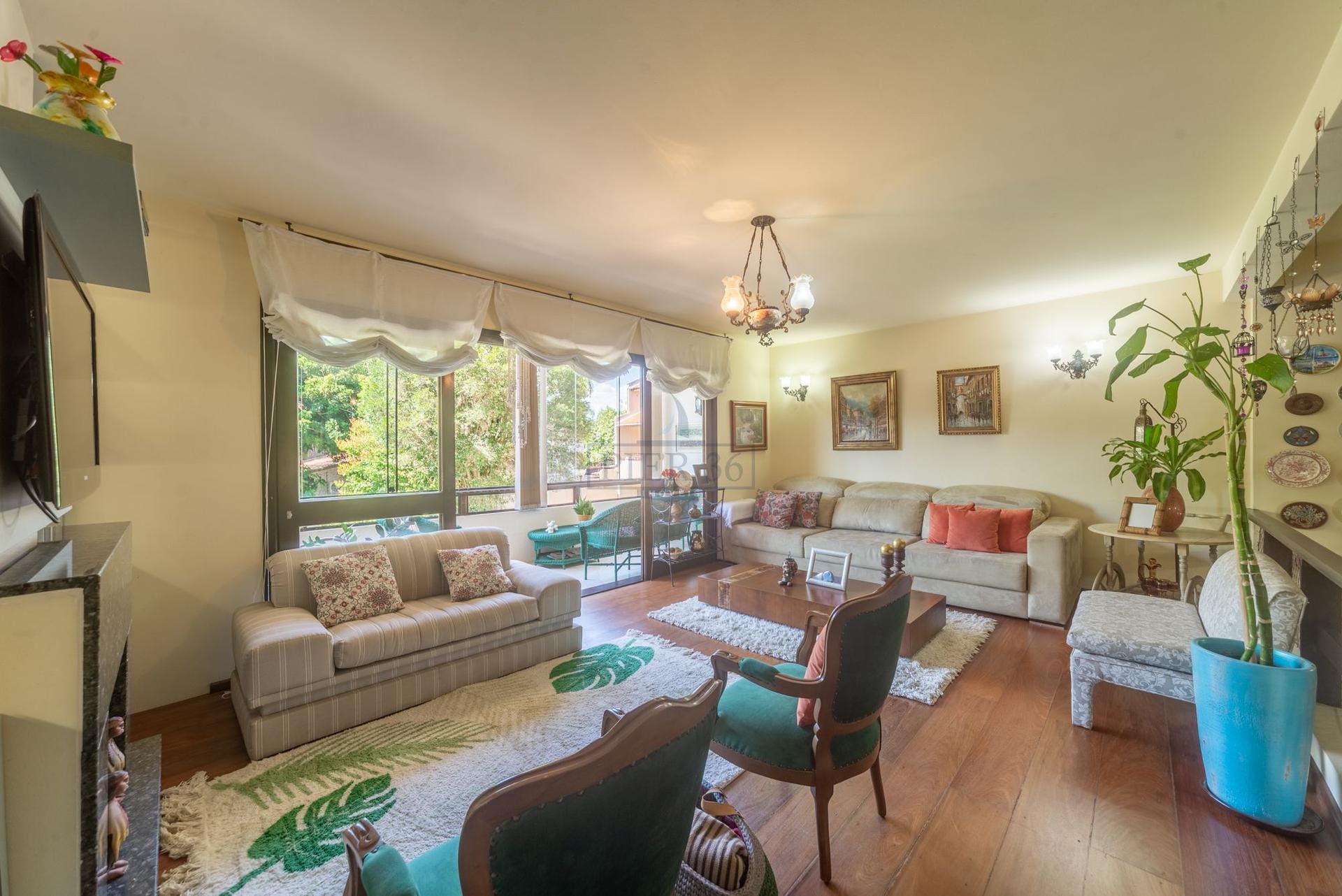 Casa em Condomínio à venda com 247m², 3 dormitórios, 1 suíte, 2 vagas no bairro Ipanema em Porto Alegre - Foto 1