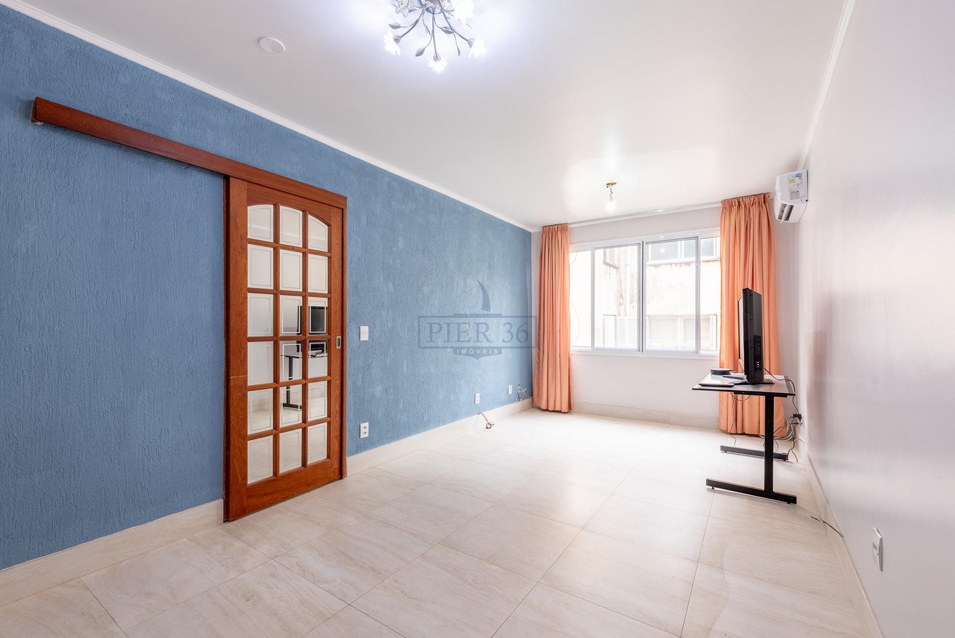 Apartamento à venda com 96m², 3 dormitórios, 1 suíte no bairro Petrópolis em Porto Alegre - Foto 1