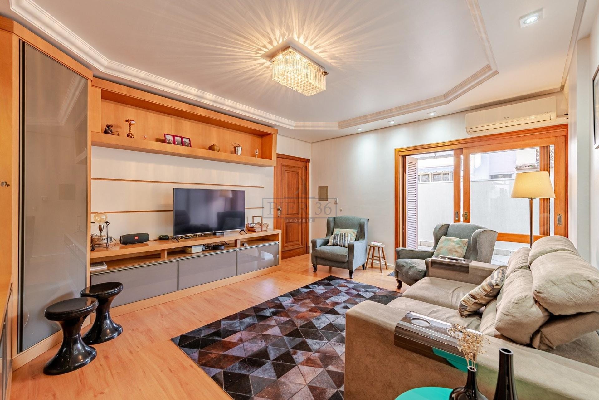 Apartamento à venda com 224m², 2 dormitórios, 1 suíte, 2 vagas no bairro Menino Deus em Porto Alegre - Foto 1