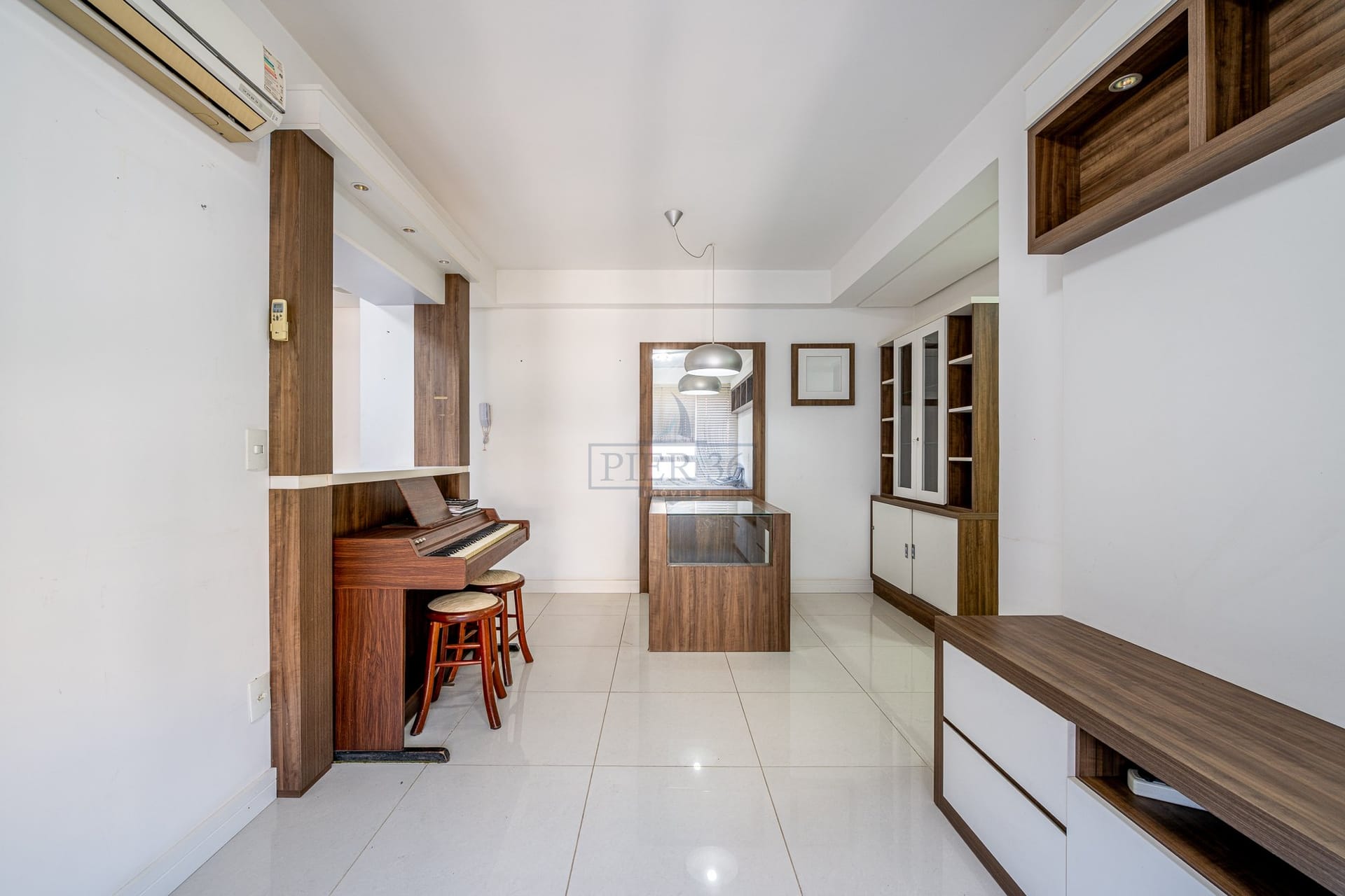 Apartamento à venda com 59m², 2 dormitórios, 1 suíte, 2 vagas no bairro Menino Deus em Porto Alegre - Foto 1
