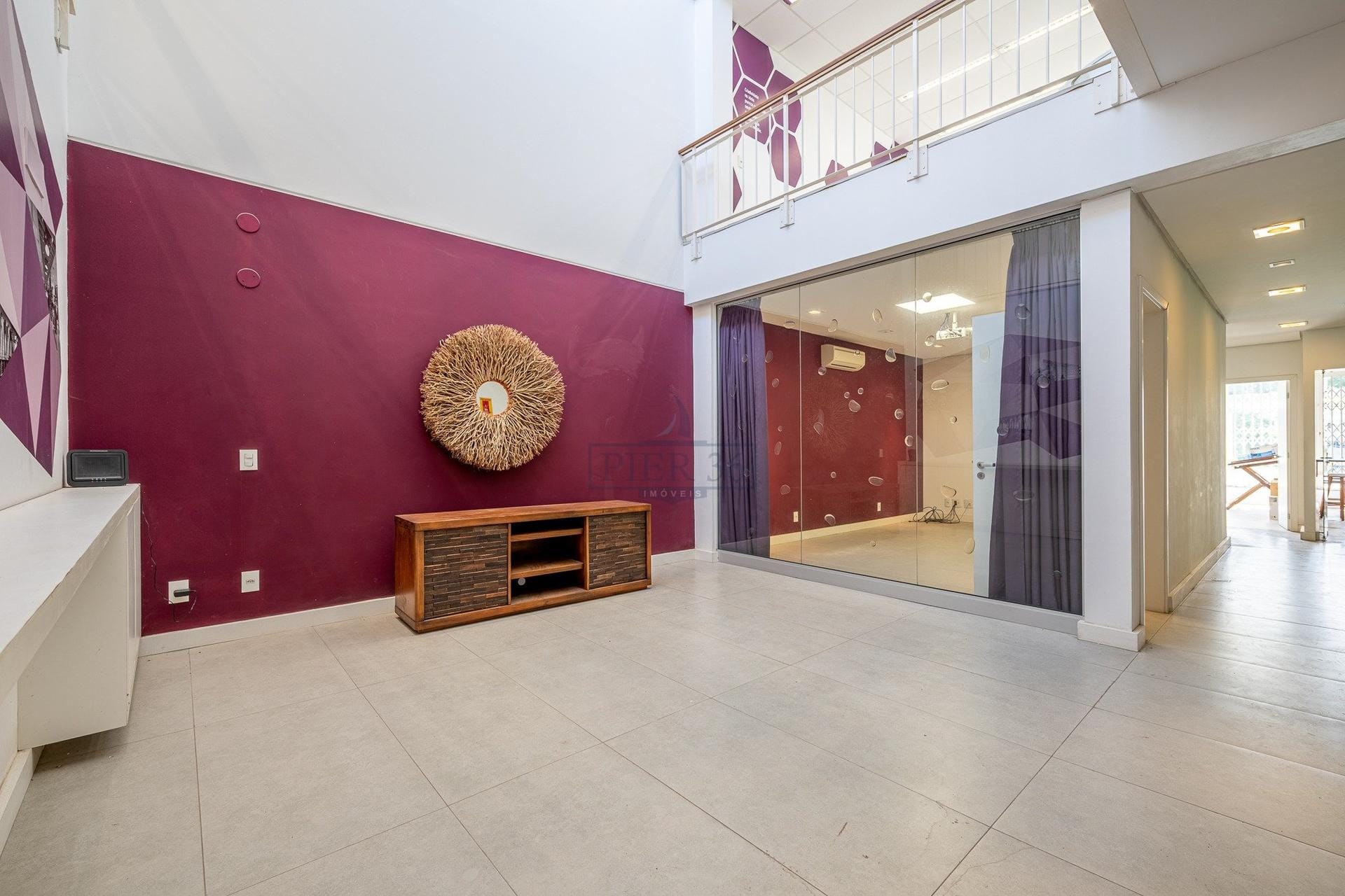 Prédio Comercial à venda com 547m², 8 vagas no bairro Tristeza em Porto Alegre - Foto 1