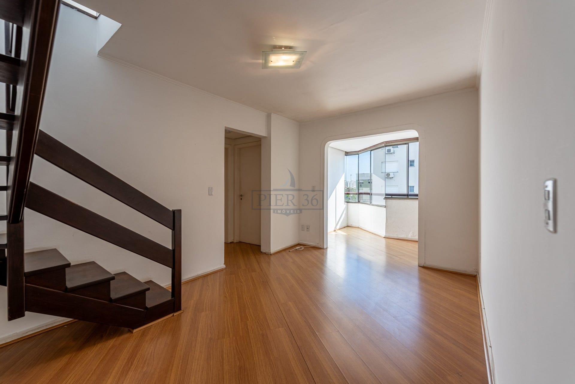 Cobertura à venda com 134m², 2 dormitórios, 1 vaga no bairro Cavalhada em Porto Alegre - Foto 1