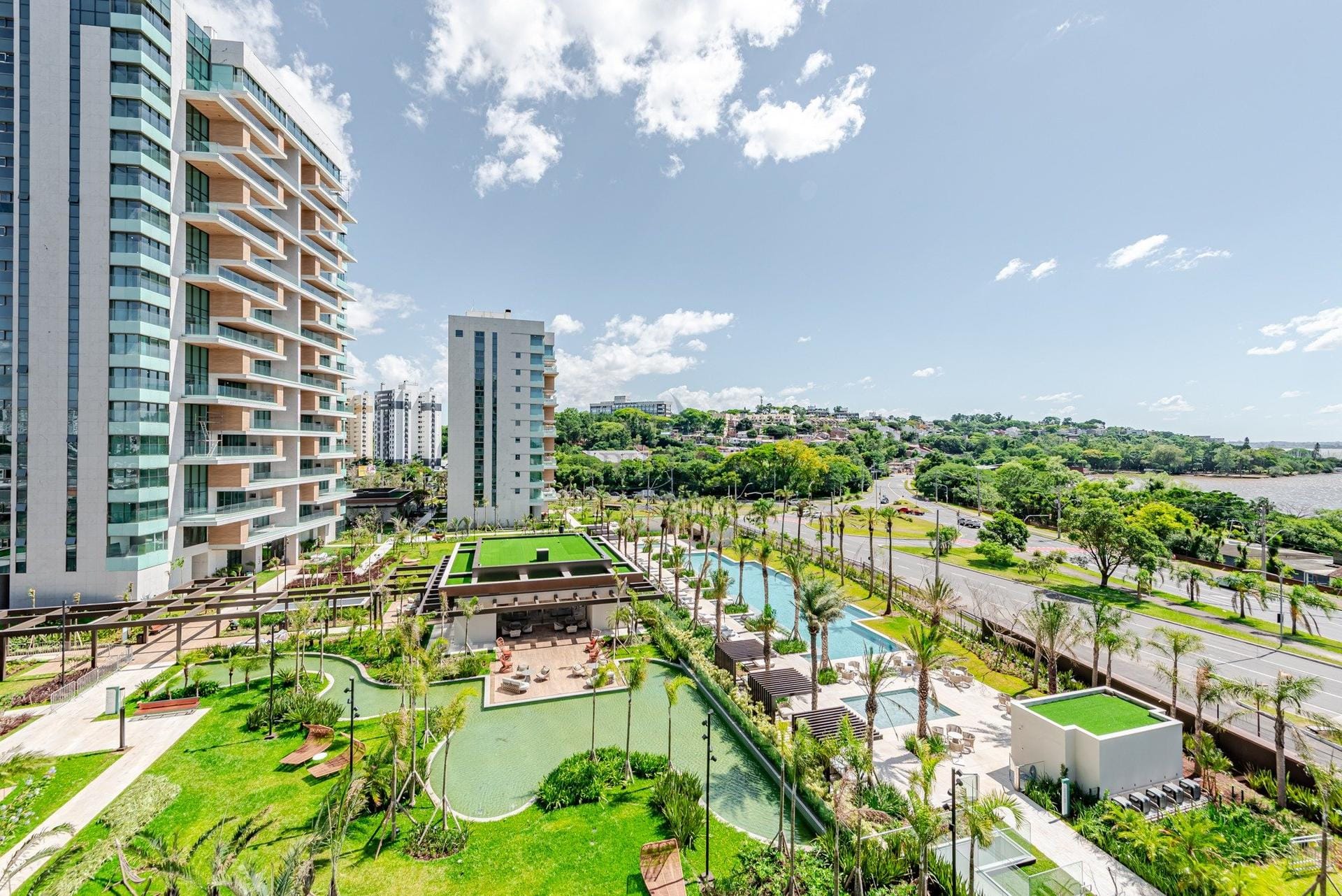 Apartamento à venda com 543m², 4 dormitórios, 4 suítes, 5 vagas no bairro Golden Lake em Porto Alegre - Foto 1