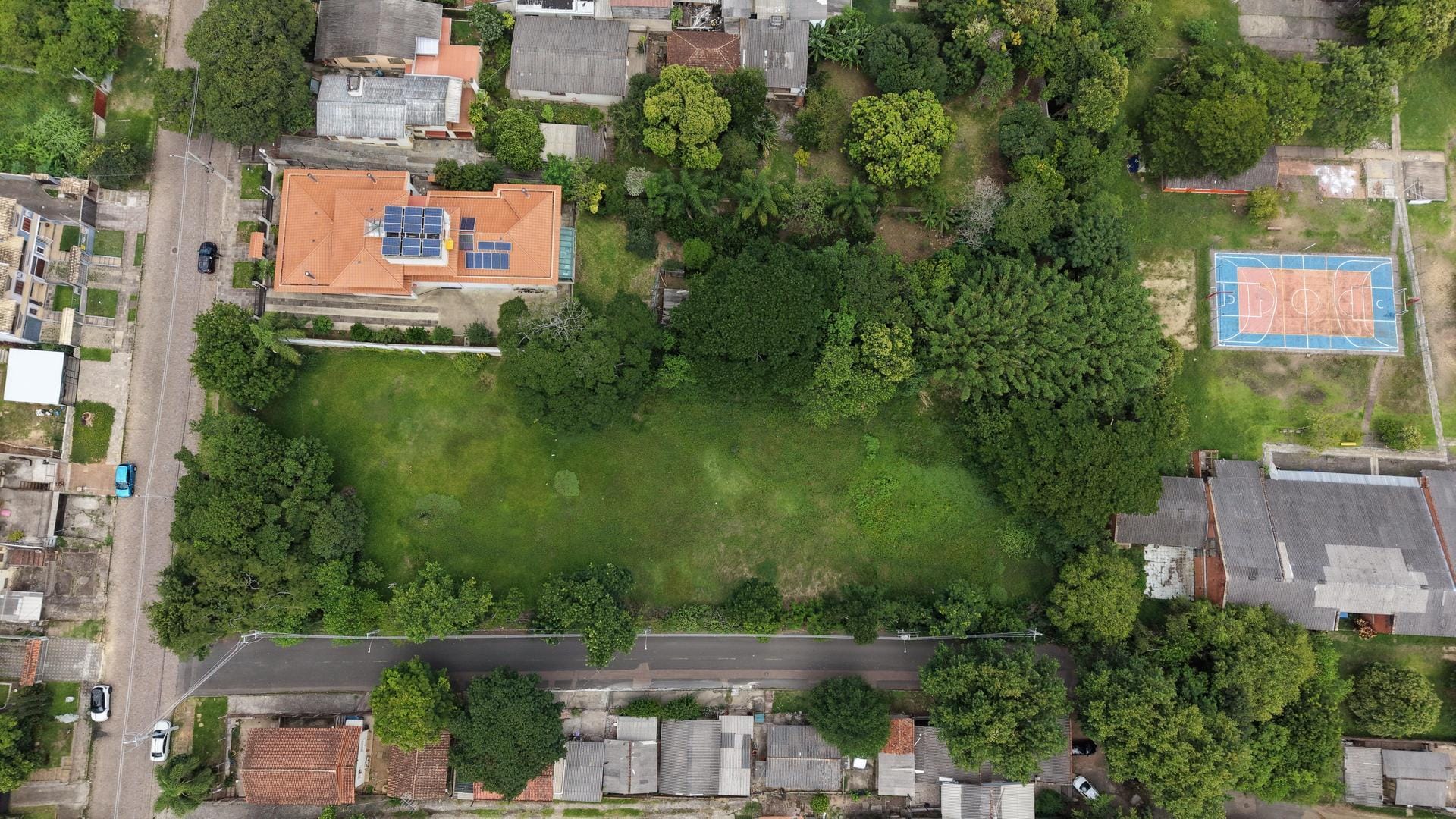 Terreno à venda com 3230m² no bairro Tristeza em Porto Alegre - Foto 1