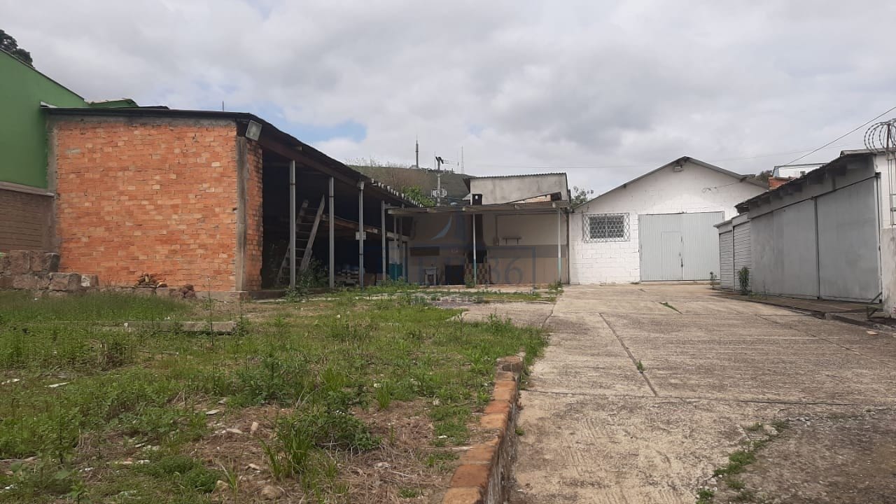 Terreno à venda com 950m² no bairro Partenon em Porto Alegre - Foto 1