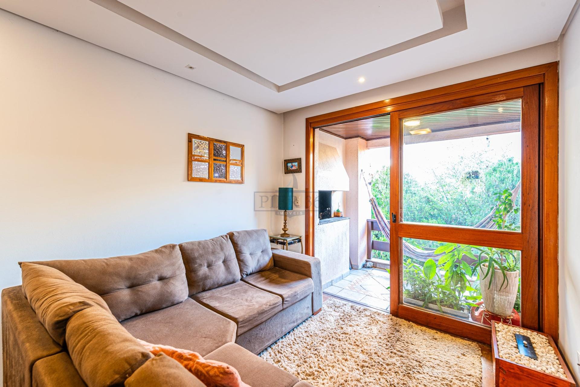 Apartamento à venda com 90m², 3 dormitórios, 1 suíte, 1 vaga no bairro Ipanema em Porto Alegre - Foto 1